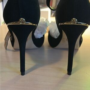 Michael Kors Black and Gold Heels